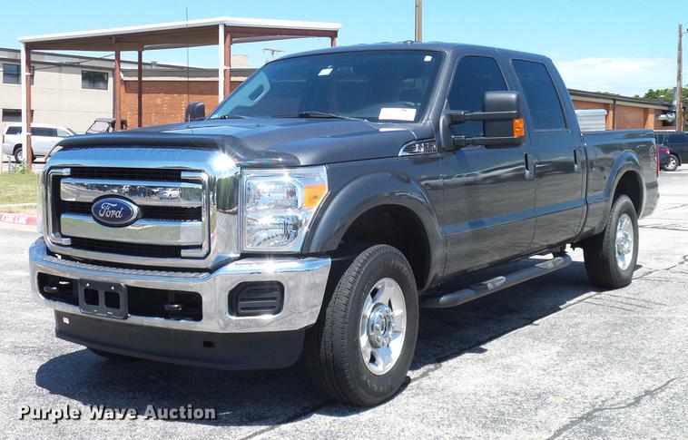 image for item DD8193 2015 Ford F250 Super Duty XLT Crew Cab pickup truck