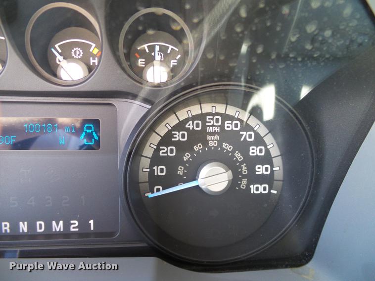 image for item DD8193 2015 Ford F250 Super Duty XLT Crew Cab pickup truck