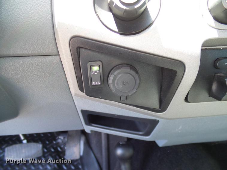 image for item DD8193 2015 Ford F250 Super Duty XLT Crew Cab pickup truck