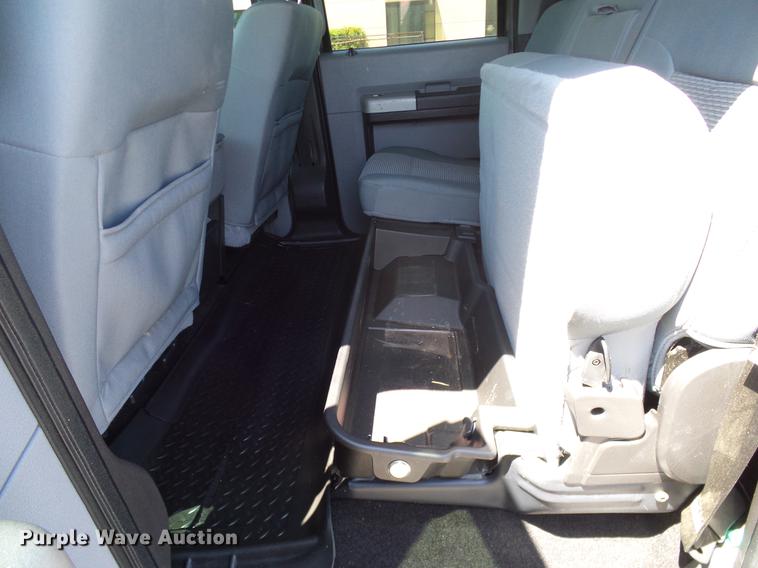 image for item DD8193 2015 Ford F250 Super Duty XLT Crew Cab pickup truck