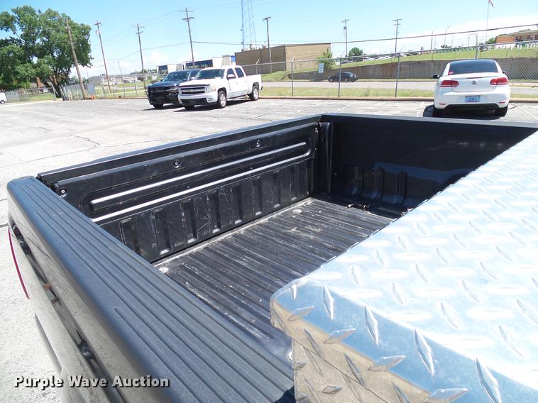 image for item DD8193 2015 Ford F250 Super Duty XLT Crew Cab pickup truck