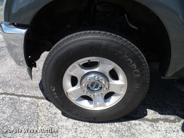 image for item DD8193 2015 Ford F250 Super Duty XLT Crew Cab pickup truck