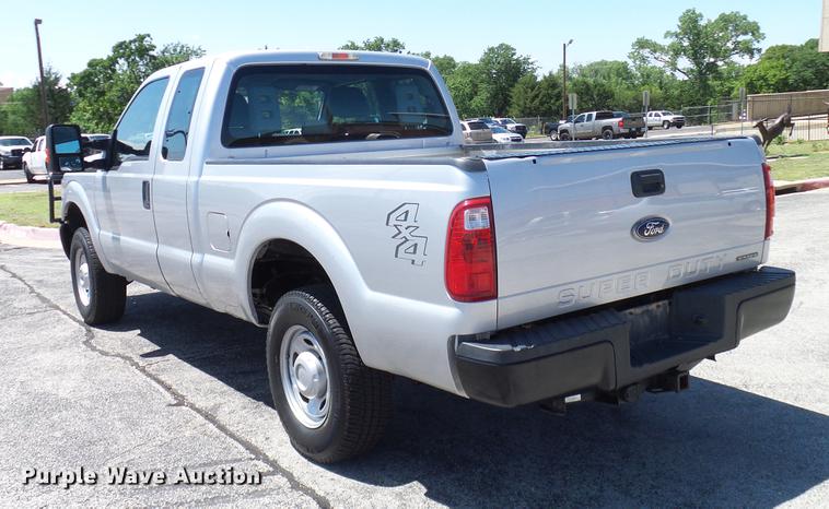 image for item DD8194 2012 Ford F250 Super Duty SuperCab pickup truck