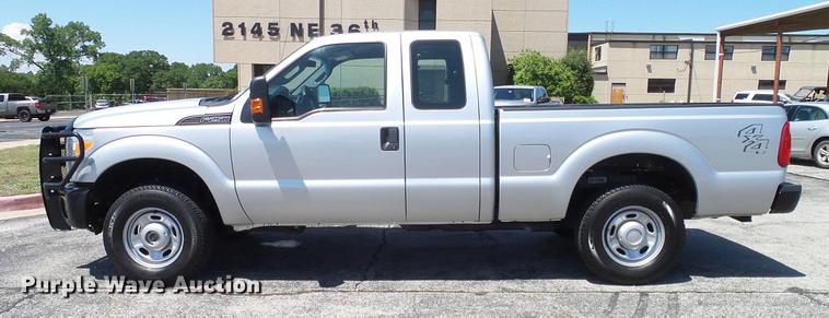 image for item DD8194 2012 Ford F250 Super Duty SuperCab pickup truck