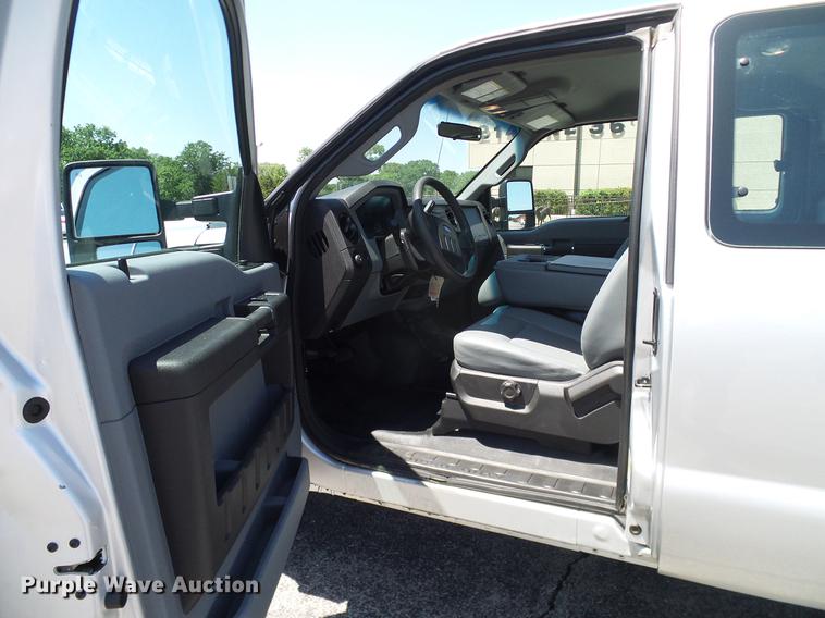 image for item DD8194 2012 Ford F250 Super Duty SuperCab pickup truck