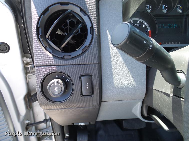 image for item DD8194 2012 Ford F250 Super Duty SuperCab pickup truck