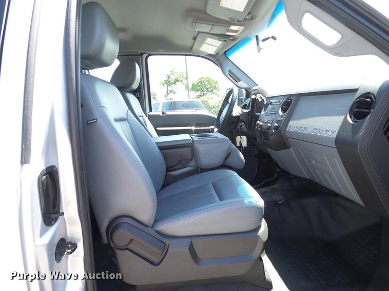 image for item DD8194 2012 Ford F250 Super Duty SuperCab pickup truck