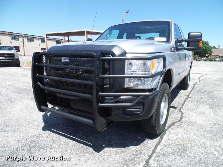 image for item DD8194 2012 Ford F250 Super Duty SuperCab pickup truck