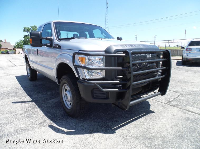 image for item DD8194 2012 Ford F250 Super Duty SuperCab pickup truck