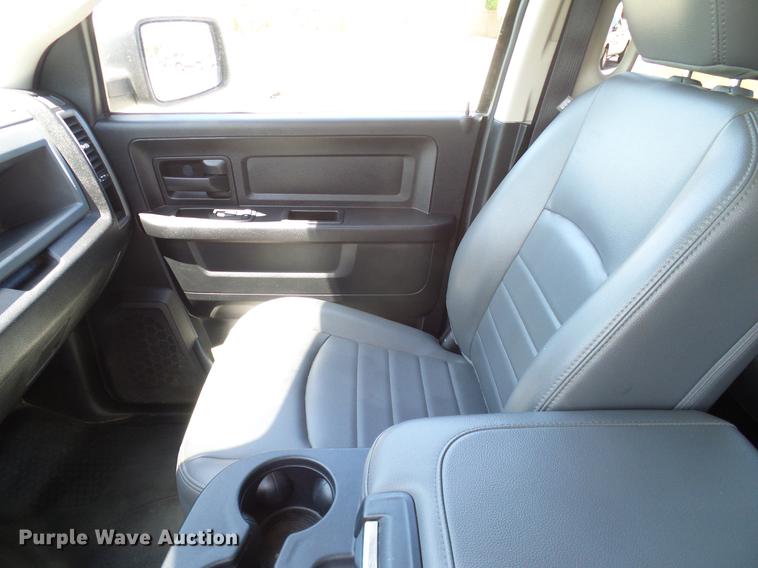 image for item DD8195 2013 Dodge Ram 2500HD Crew Cab pickup truck