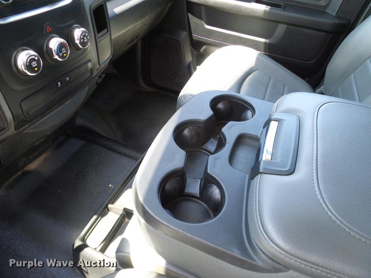 image for item DD8195 2013 Dodge Ram 2500HD Crew Cab pickup truck