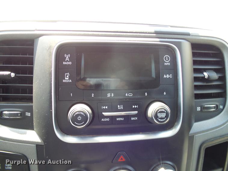 image for item DD8195 2013 Dodge Ram 2500HD Crew Cab pickup truck