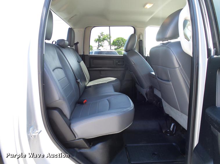 image for item DD8195 2013 Dodge Ram 2500HD Crew Cab pickup truck