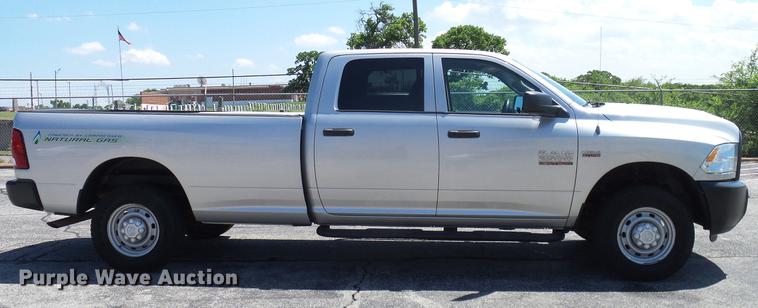 image for item DD8196 2013 Dodge Ram 2500HD Crew Cab pickup truck