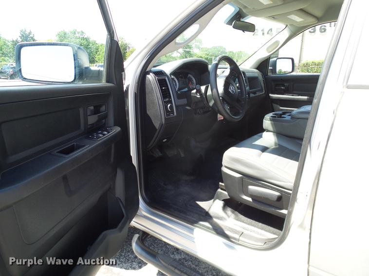 image for item DD8196 2013 Dodge Ram 2500HD Crew Cab pickup truck