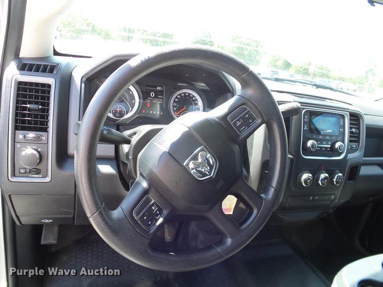 image for item DD8196 2013 Dodge Ram 2500HD Crew Cab pickup truck