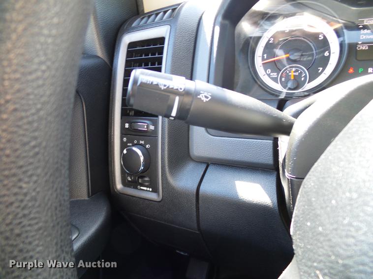 image for item DD8196 2013 Dodge Ram 2500HD Crew Cab pickup truck