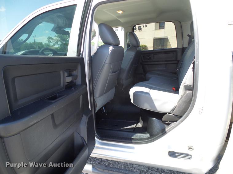 image for item DD8196 2013 Dodge Ram 2500HD Crew Cab pickup truck