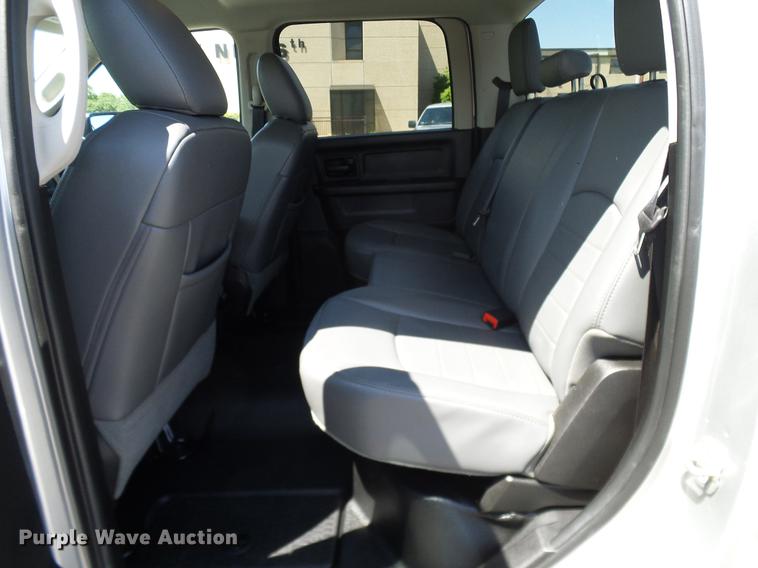 image for item DD8196 2013 Dodge Ram 2500HD Crew Cab pickup truck