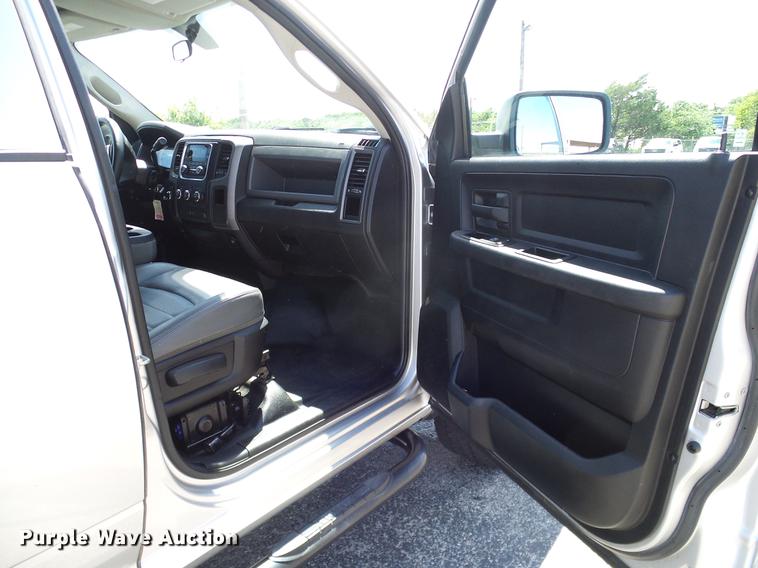 image for item DD8196 2013 Dodge Ram 2500HD Crew Cab pickup truck