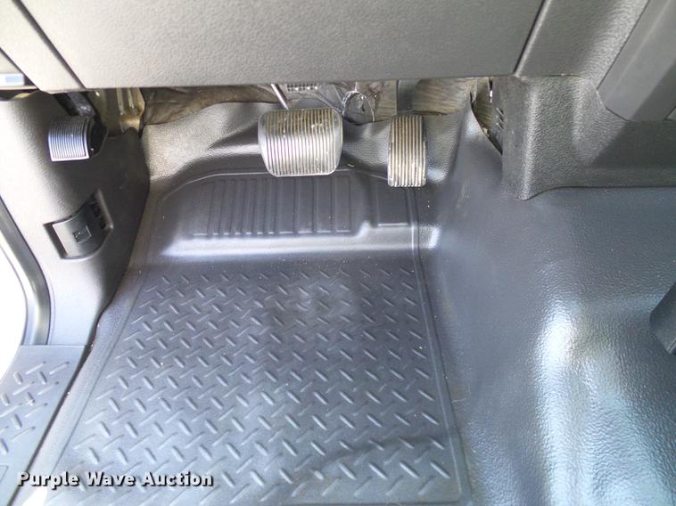 image for item DD8198 2011 Ford F150 SuperCrew pickup truck