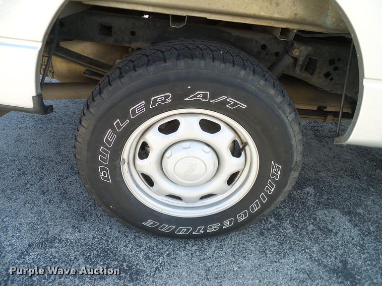 image for item DD8199 2011 Ford F150 SuperCrew pickup truck