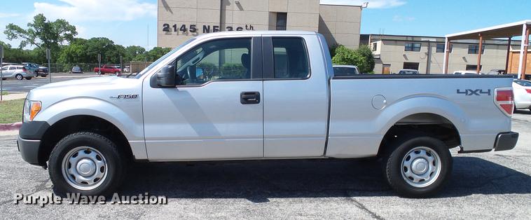 image for item DD8200 2011 Ford F150 SuperCab pickup truck