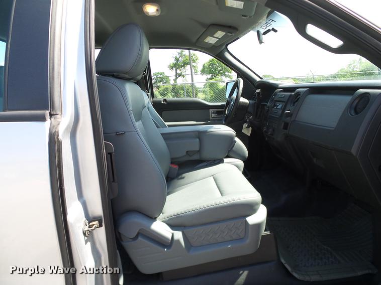 image for item DD8200 2011 Ford F150 SuperCab pickup truck