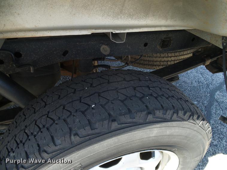 image for item DD8200 2011 Ford F150 SuperCab pickup truck