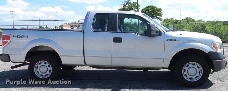 image for item DD8201 2010 Ford F150 SuperCab pickup truck