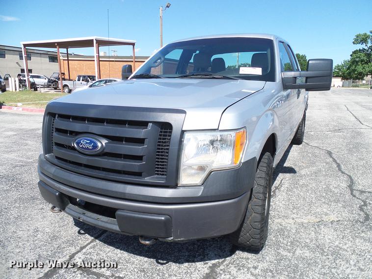 image for item DD8201 2010 Ford F150 SuperCab pickup truck