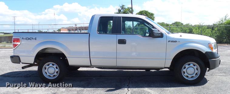 image for item DD8202 2012 Ford F150 SuperCab pickup truck
