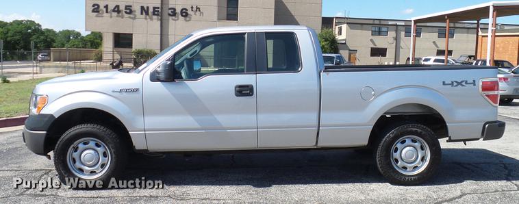 image for item DD8202 2012 Ford F150 SuperCab pickup truck