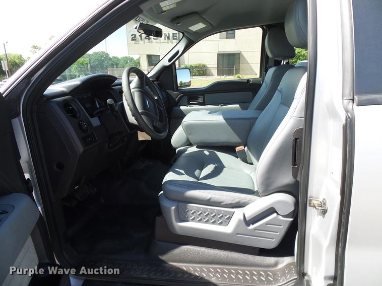 image for item DD8202 2012 Ford F150 SuperCab pickup truck