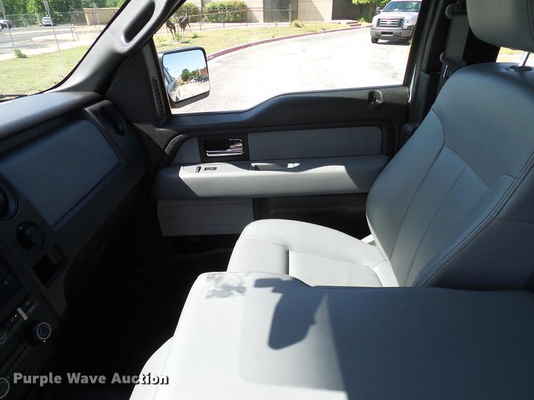 image for item DD8202 2012 Ford F150 SuperCab pickup truck