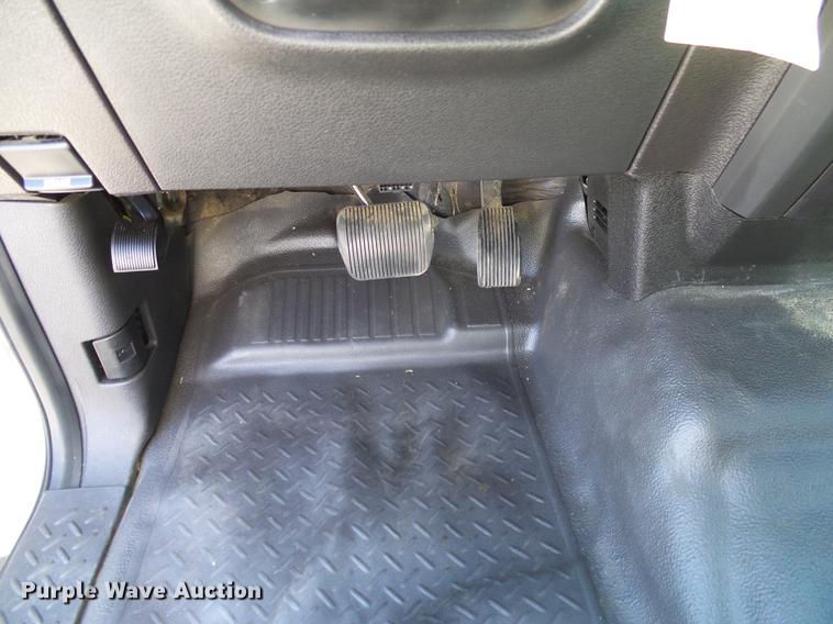 image for item DD8202 2012 Ford F150 SuperCab pickup truck