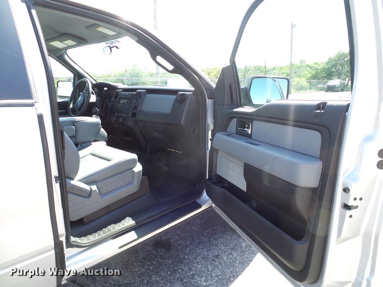 image for item DD8202 2012 Ford F150 SuperCab pickup truck