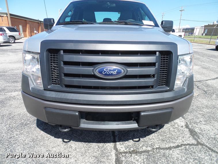 image for item DD8202 2012 Ford F150 SuperCab pickup truck