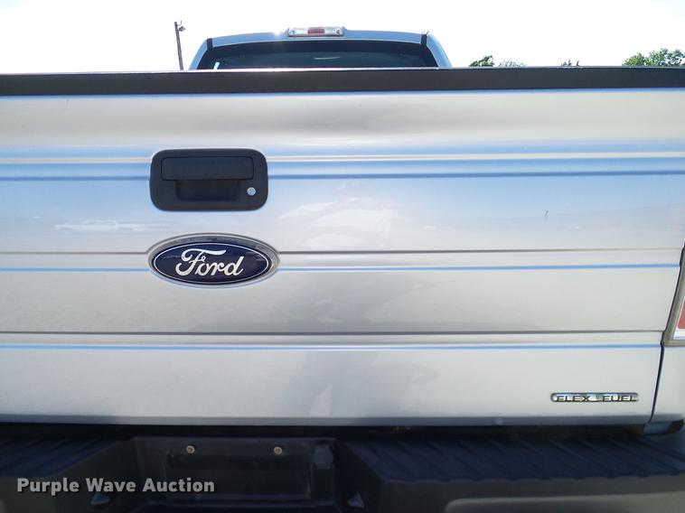 image for item DD8202 2012 Ford F150 SuperCab pickup truck