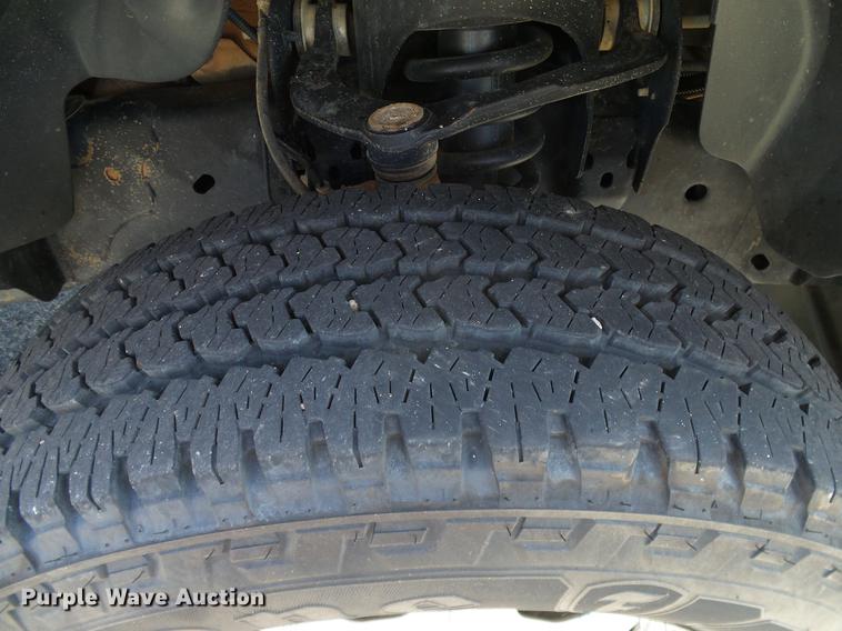 image for item DD8202 2012 Ford F150 SuperCab pickup truck