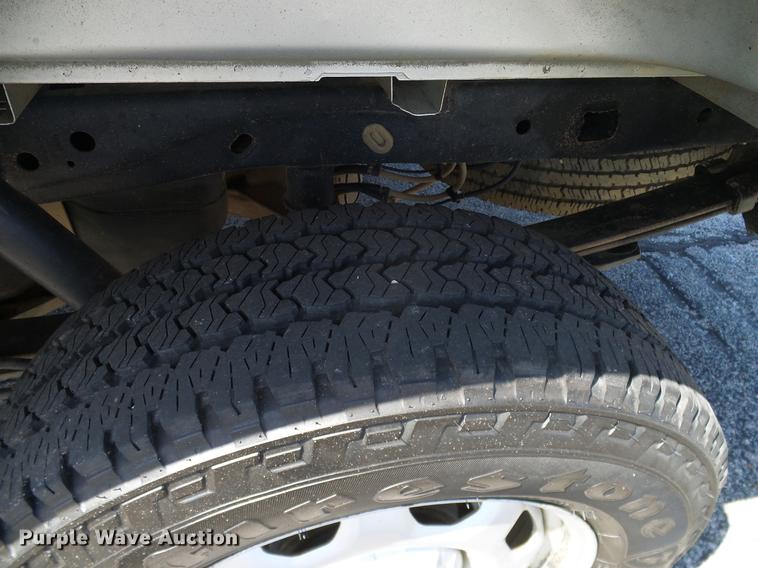 image for item DD8202 2012 Ford F150 SuperCab pickup truck