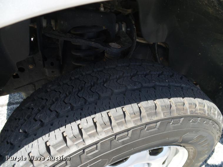 image for item DD8202 2012 Ford F150 SuperCab pickup truck