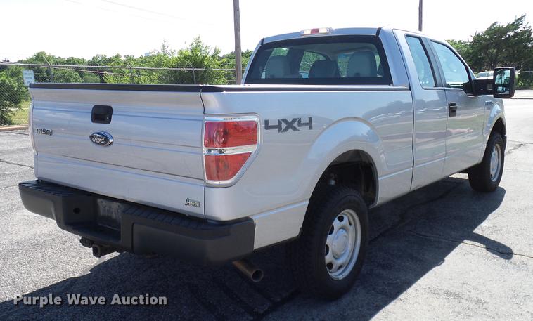 image for item DD8203 2010 Ford F150 SuperCab pickup truck