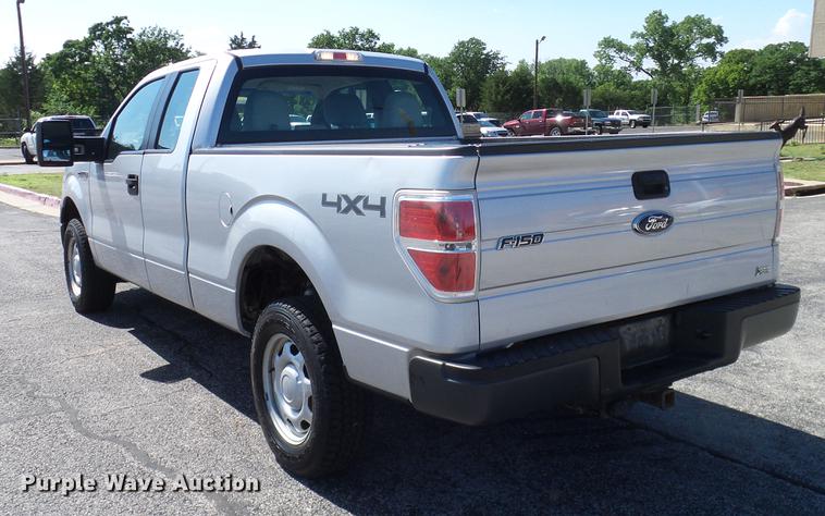 image for item DD8203 2010 Ford F150 SuperCab pickup truck