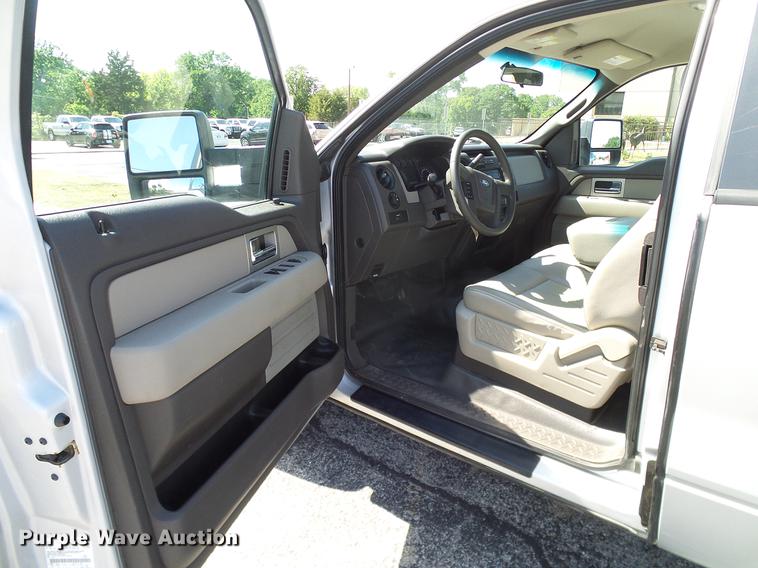 image for item DD8203 2010 Ford F150 SuperCab pickup truck