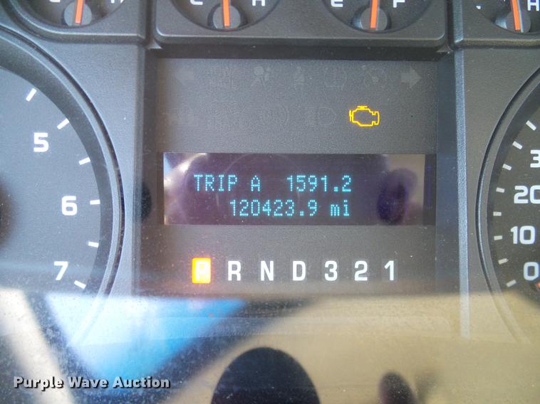 image for item DD8203 2010 Ford F150 SuperCab pickup truck