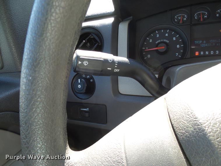 image for item DD8203 2010 Ford F150 SuperCab pickup truck