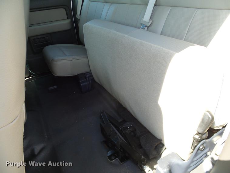 image for item DD8203 2010 Ford F150 SuperCab pickup truck