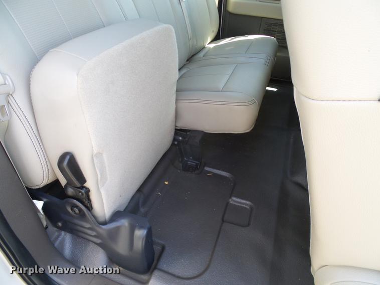 image for item DD8203 2010 Ford F150 SuperCab pickup truck