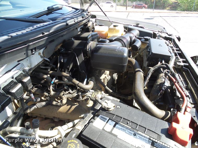 image for item DD8203 2010 Ford F150 SuperCab pickup truck